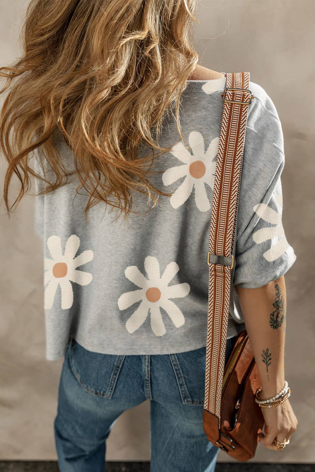 Big Flower Pattern Cropped Round Neck Shift Tee