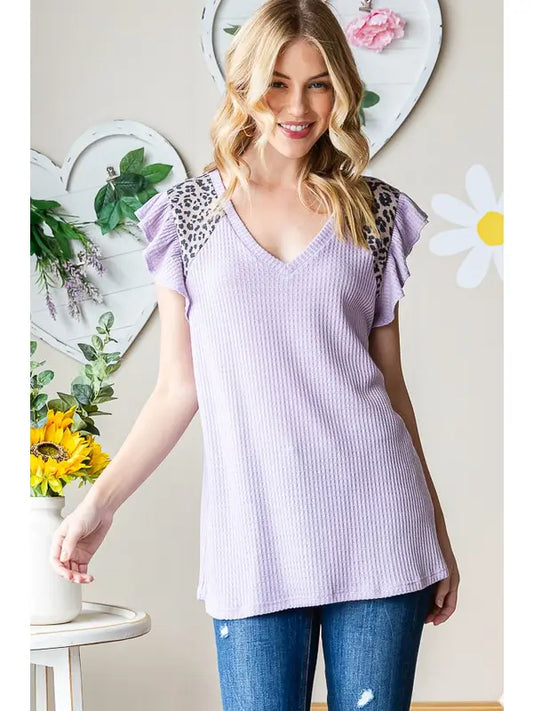 LAVENDER FLUTTER SLEEVE TOP