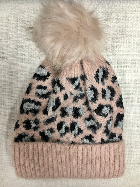 LEOPARD KNIT BEANIE HAT